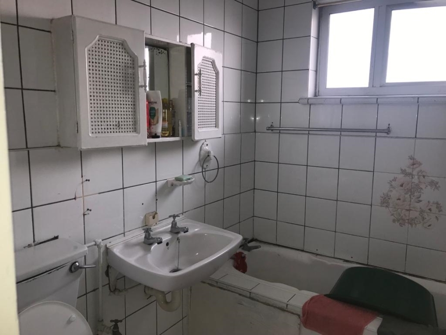 To Let 1 Bedroom Property for Rent in Quigney Eastern Cape